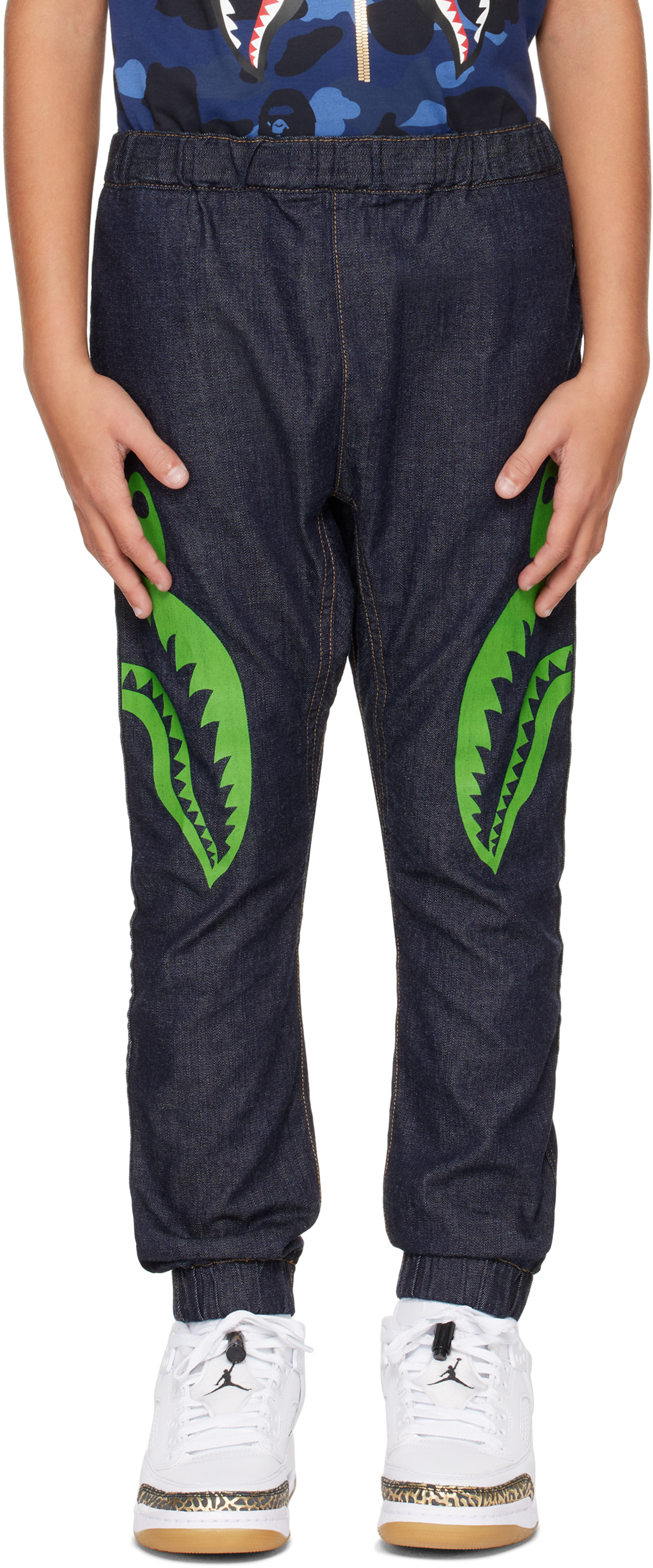 Джинсы детские темно-синие Shark 8 унций BAPE
Джинсы детские темно-синие Shark 8 унций BAPE