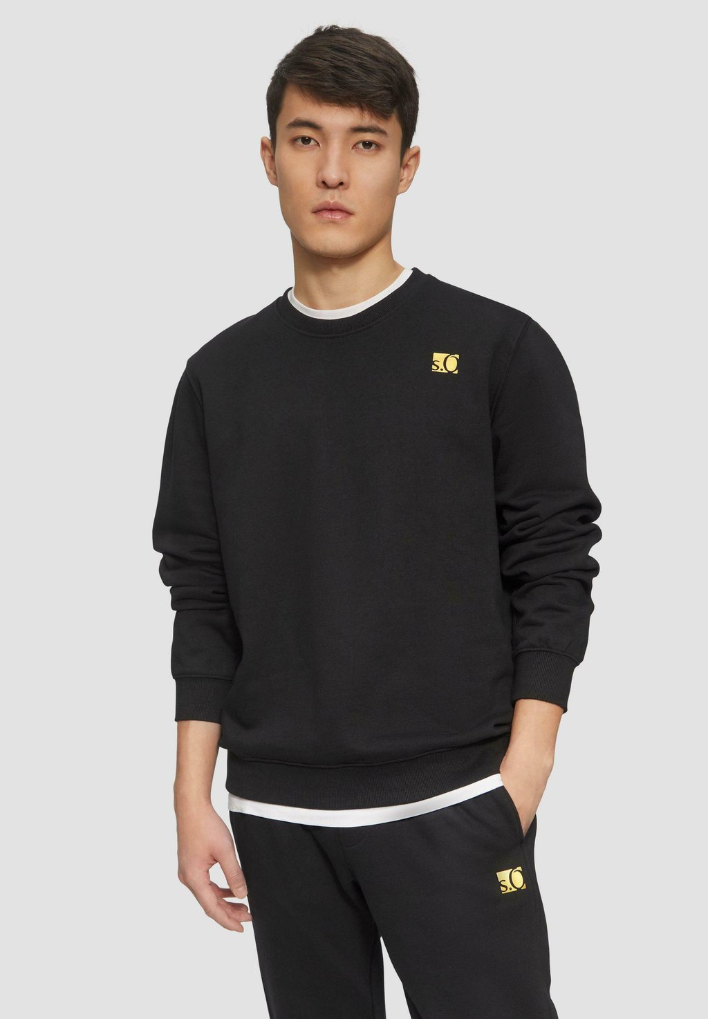 Толстовка s.Oliver, черный
Толстовка s.Oliver, черный