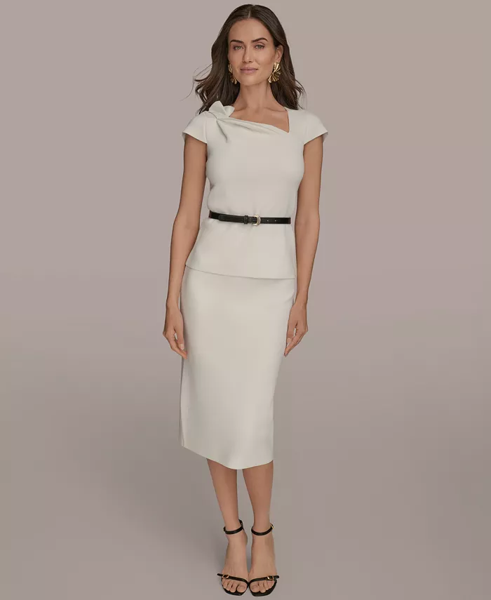 Женский свитер с поясом и рукавами-крылышками и юбка-карандаш Donna Karan New York
Женский свитер с поясом и рукавами-крылышками и юбка-карандаш Donna Karan New York