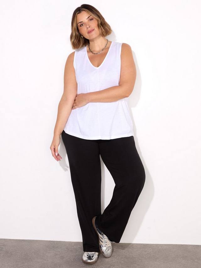 Топ-жилет с v-образным вырезом slub Live Unlimited, белый 
Топ-жилет с v-образным вырезом slub Live Unlimited, белый