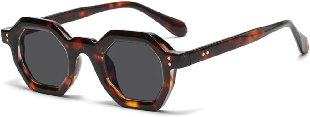 Солнцезащитные очки для мужчин и женщин - защита UV400 - маленькая оправа с заклепками, градиентные линзы, для занятий спортом на открытом воздухе и вождения DSVIGF, Leopard Grey
Солнцезащитные очки для мужчин и женщин - защита UV400 - маленькая оправа с заклепками, градиентные линзы, для занятий спортом на открытом воздухе и вождения DSVIGF, Leopard Grey