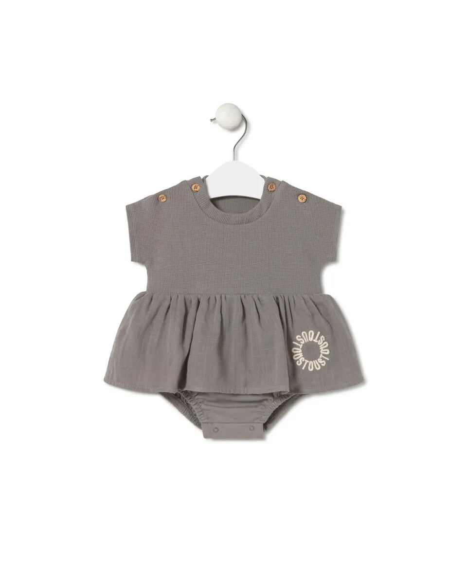 Детский боди для девочки с юбкой из окрашенного хлопка Tous, серый
Детский боди для девочки с юбкой из окрашенного хлопка Tous, серый