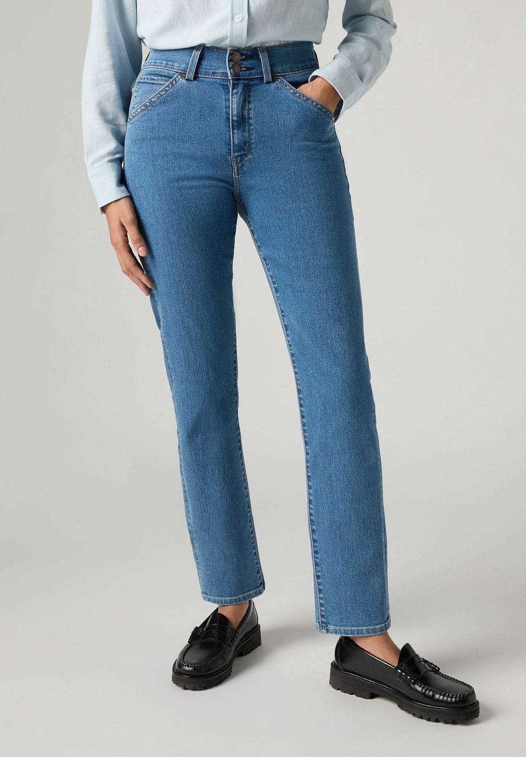 Джинсы облегающего кроя TAILORED 724 STRAIGHT Levi's, синий
Джинсы облегающего кроя TAILORED 724 STRAIGHT Levi's, синий