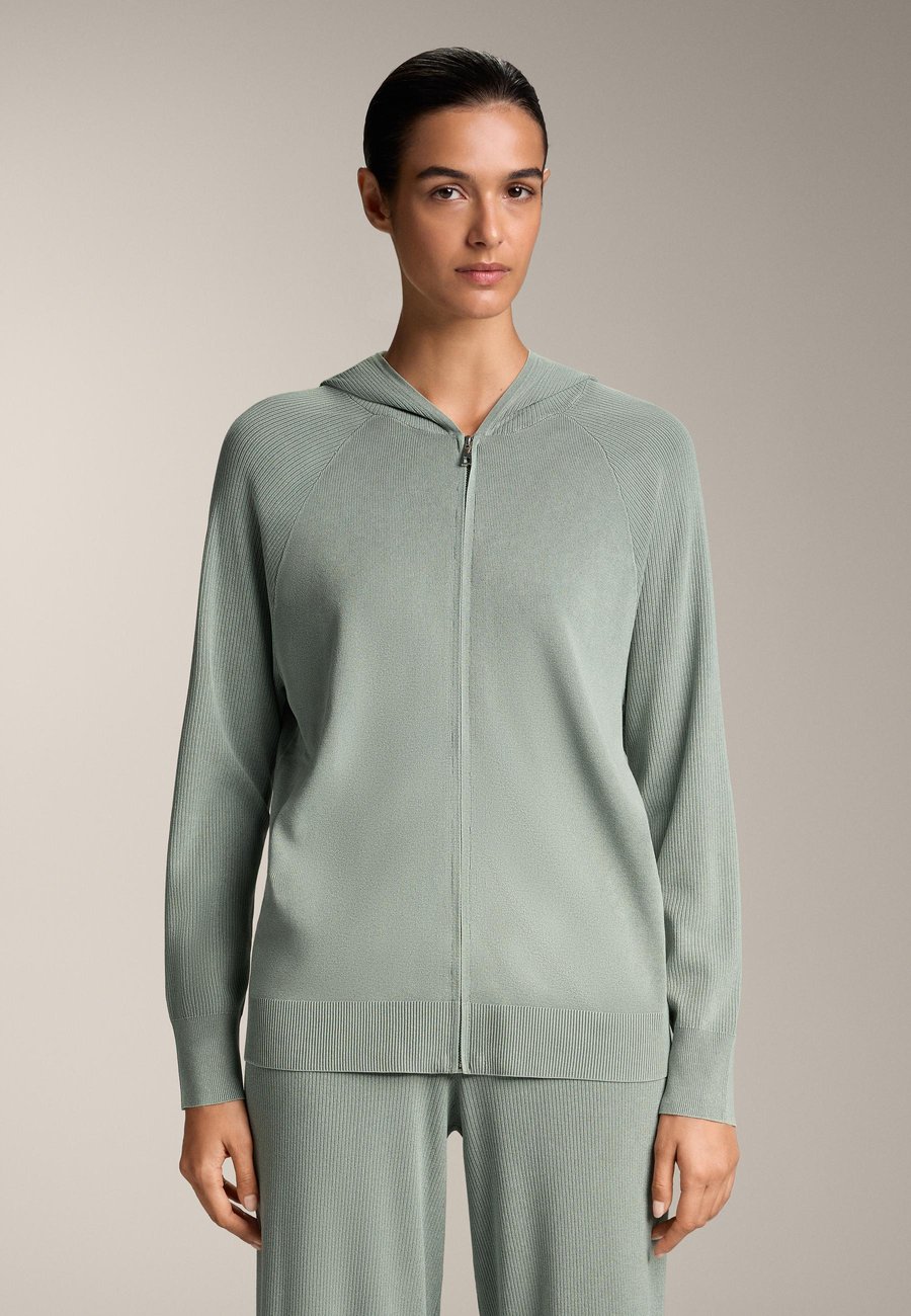 Кардиган OYSHO HOODED KNIT, Mottled Dark Green
Кардиган OYSHO HOODED KNIT, Mottled Dark Green