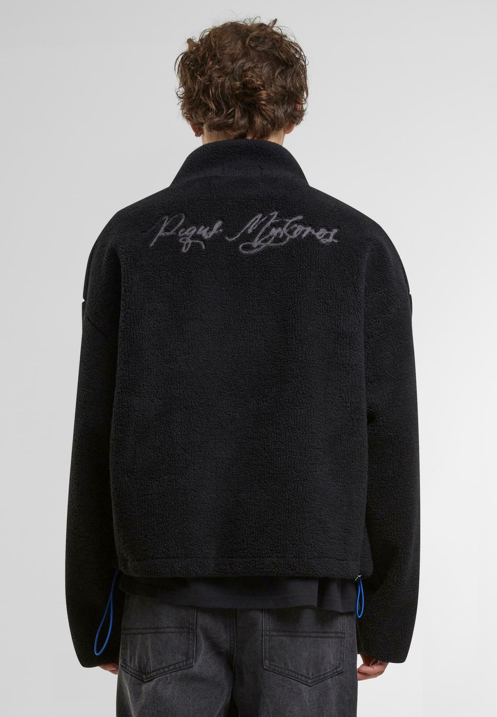 Флисовая куртка MYKONOS SCRIPT PEQUS, черный
Флисовая куртка MYKONOS SCRIPT PEQUS, черный