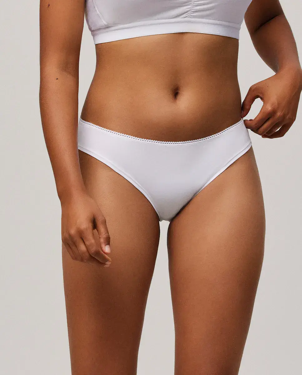 Бразильские трусики из органического хлопка Ysabel Mora, белый
Бразильские трусики из органического хлопка Ysabel Mora, белый