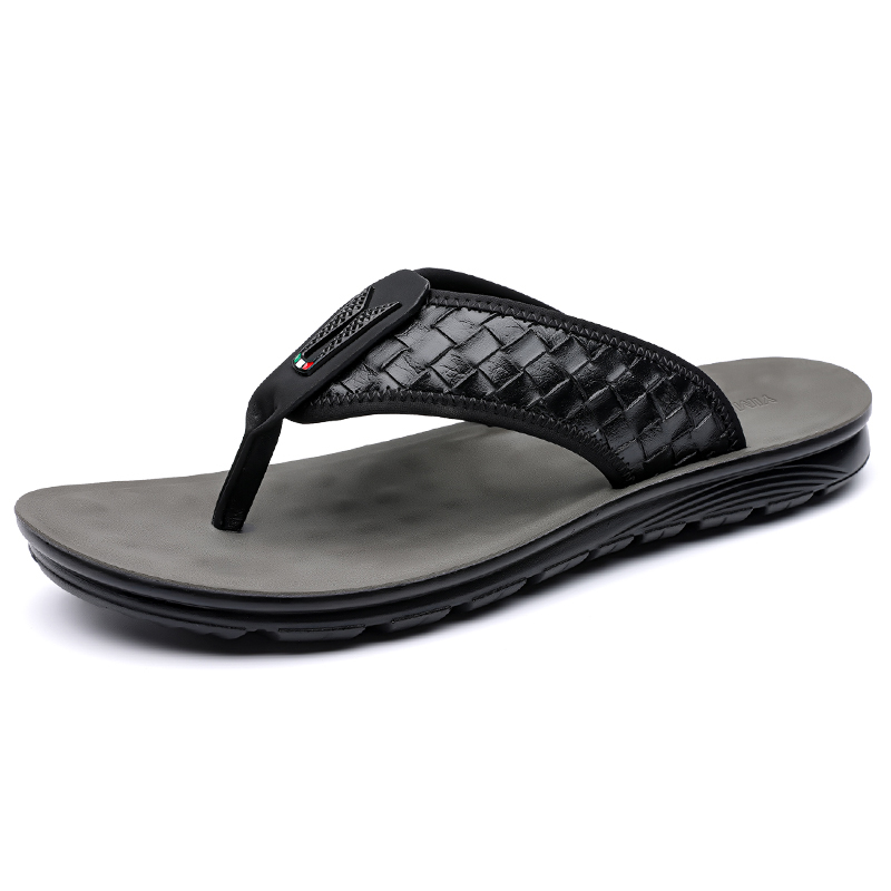 Мужские шлепанцы с резиновой подошвой, устойчивые к запахам Eminu, Black
Мужские шлепанцы с резиновой подошвой, устойчивые к запахам Eminu, Black