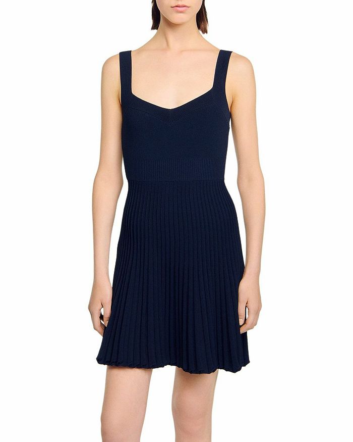 Бесплатное плиссированное мини-платье из трикотажа Sandro, синий
Бесплатное плиссированное мини-платье из трикотажа Sandro, синий