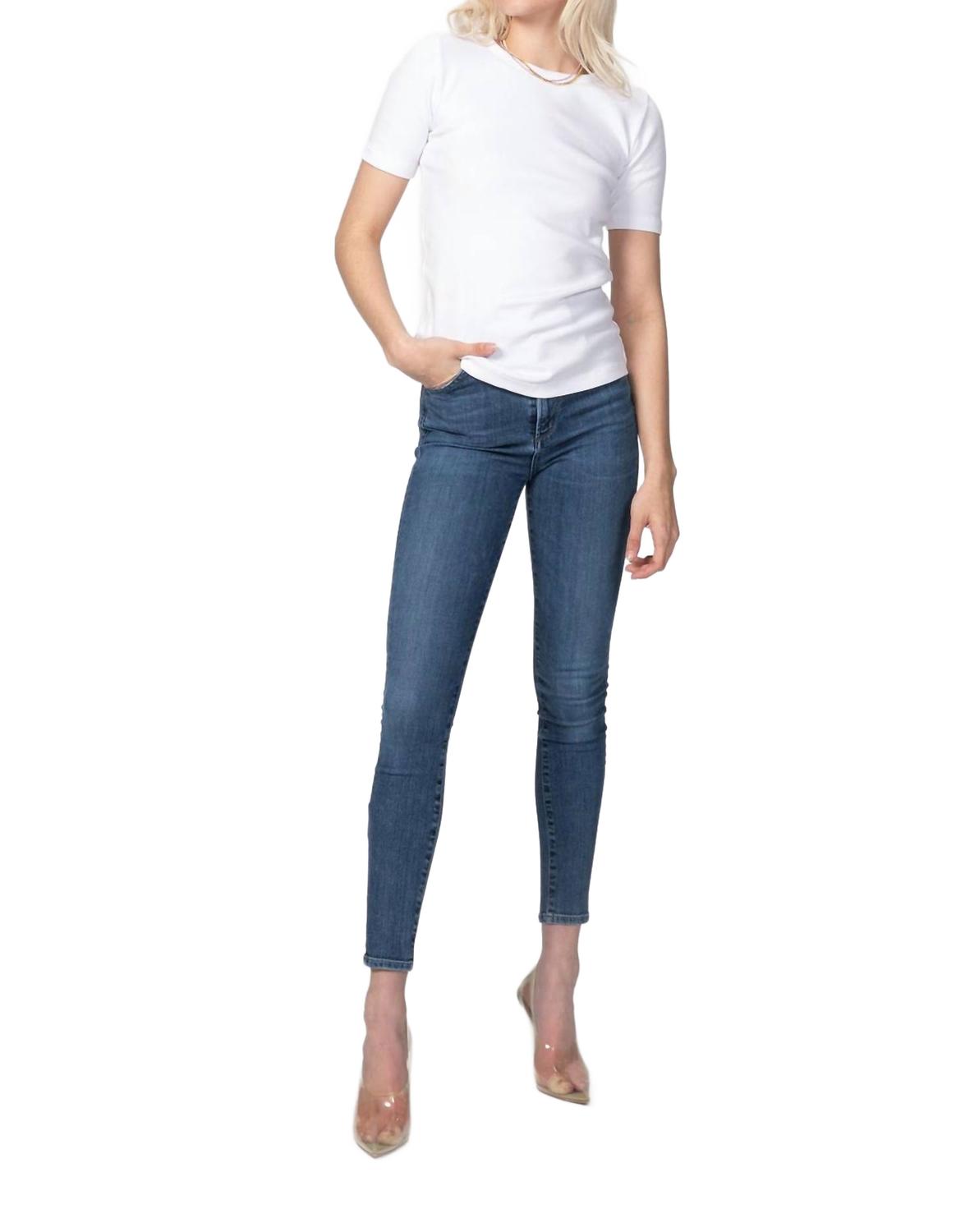 Футболка Lillie в белом цвете WORN 
Футболка Lillie в белом цвете WORN