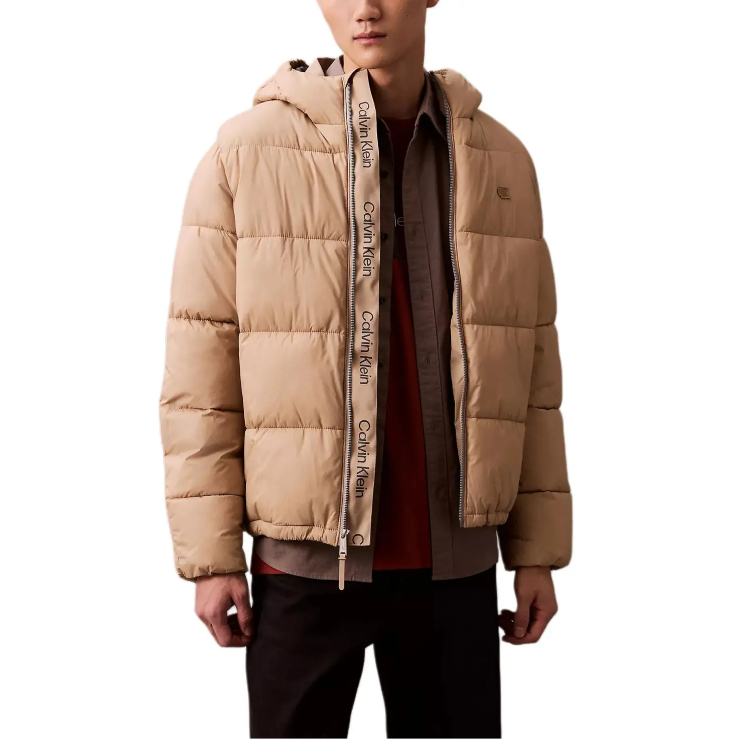 Пуховик CALVIN KLEIN мужской хаки
Пуховик CALVIN KLEIN мужской хаки