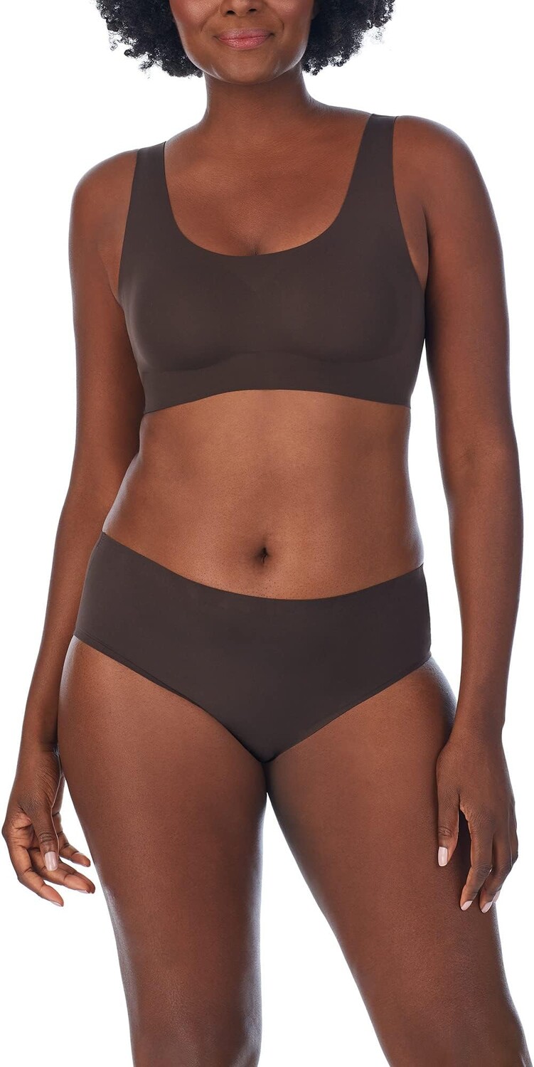 Бюстгальтер Le Mystere Smooth Shape Wireless Bra 7312, цвет Cocoa Bean
Бюстгальтер Le Mystere Smooth Shape Wireless Bra 7312, цвет Cocoa Bean