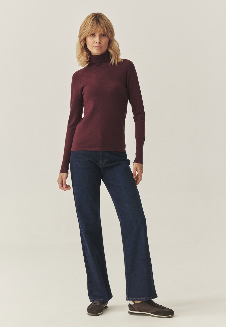 Джемпер TATUUM Jumper, Red
Джемпер TATUUM Jumper, Red