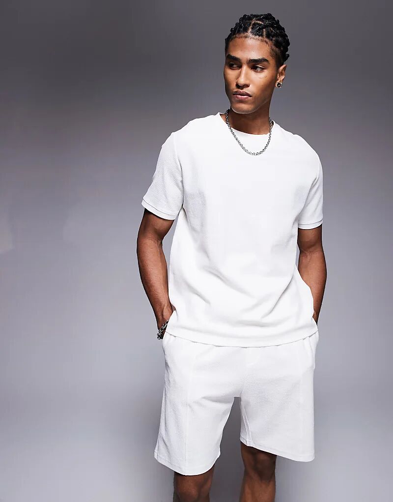 Текстурированная футболка Bershka с короткими рукавами белого цвета
Текстурированная футболка Bershka с короткими рукавами белого цвета