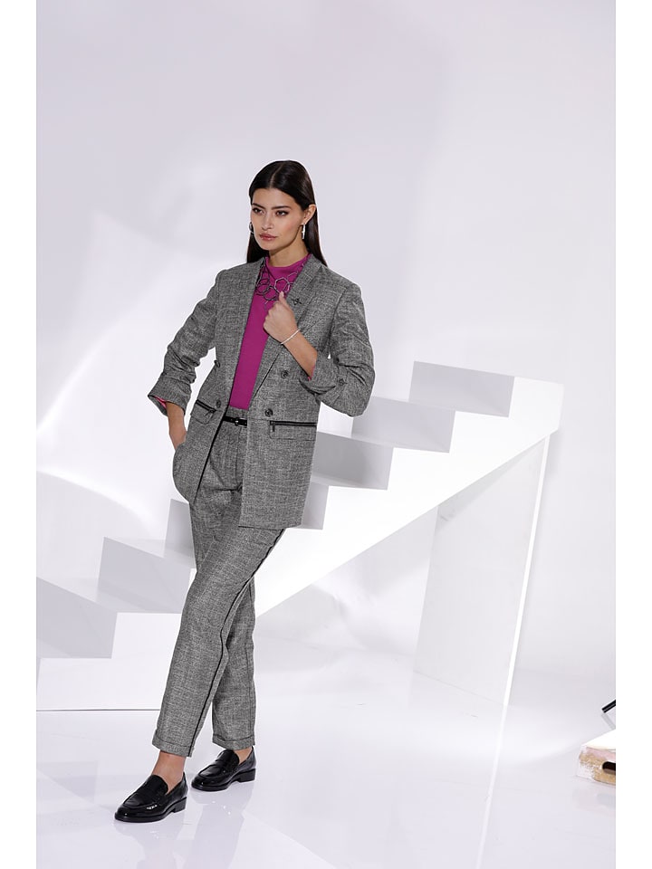 Тканевые брюки Heine, серый
Тканевые брюки Heine, серый