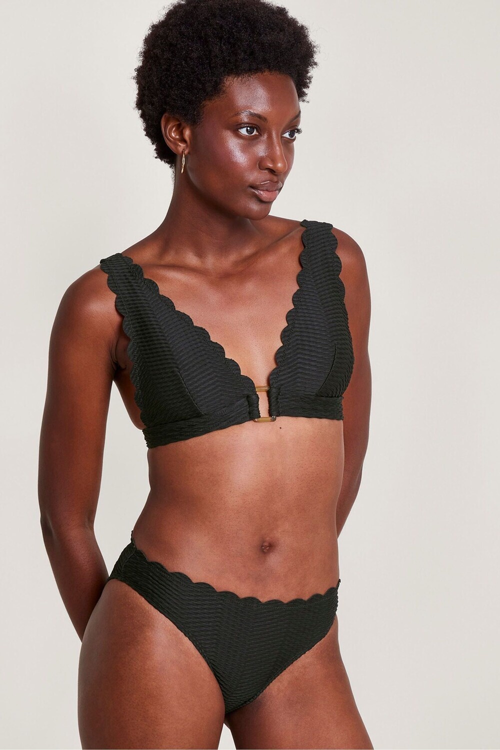 Плавки бикини Una Monsoon, черный
Плавки бикини Una Monsoon, черный