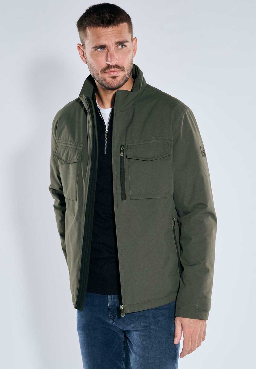 Куртка Emilio Adani Light jacket, Dunkelgruen/Dark Green
Куртка Emilio Adani Light jacket, Dunkelgruen/Dark Green