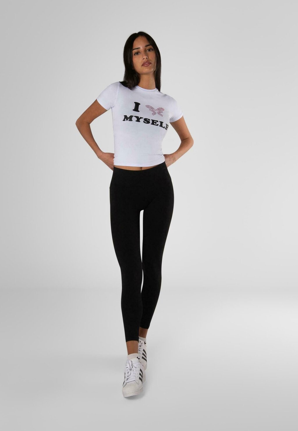 Футболка с принтом LOVE YOURSELF TEE FELICIOUS, белый 
Футболка с принтом LOVE YOURSELF TEE FELICIOUS, белый