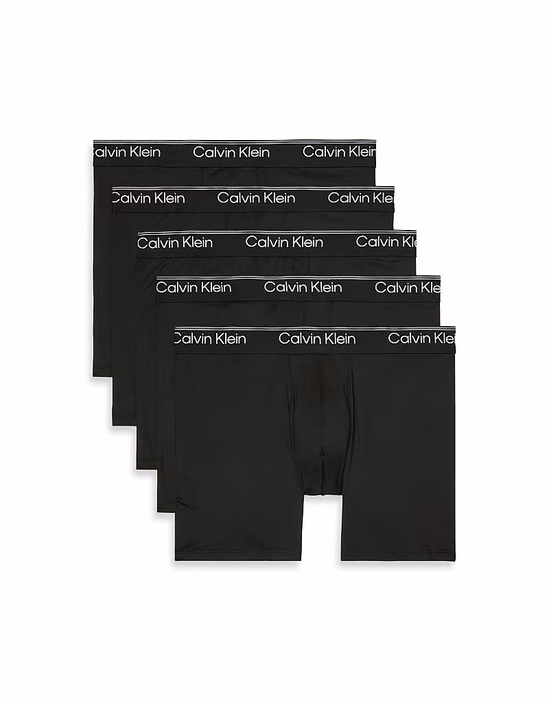 Комплект из 5 пар трусов-боксеров Micro Stretch черного цвета Calvin Klein
Комплект из 5 пар трусов-боксеров Micro Stretch черного цвета Calvin Klein