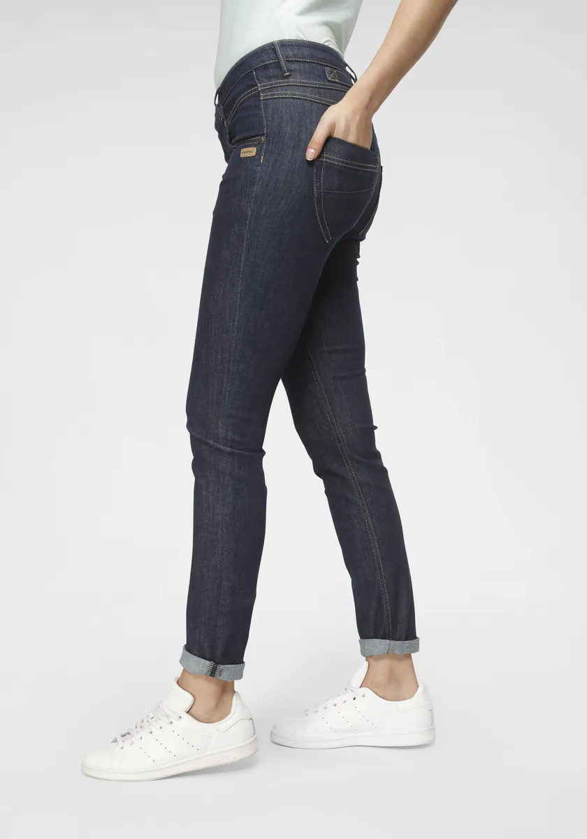 Джинсы скинни GANG "94MEDINA" со стильной полурасстегнутой планкой на пуговицах, цвет Rinsed
Джинсы скинни GANG "94MEDINA" со стильной полурасстегнутой планкой на пуговицах, цвет Rinsed