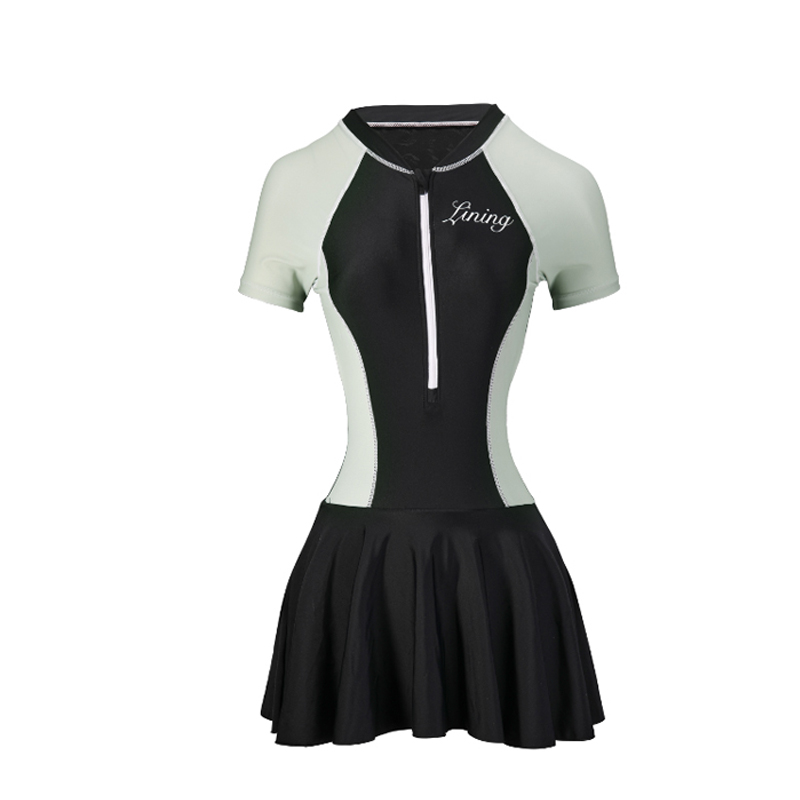 Спортивная модная коллекция купальник слитный женский LINING, черный
Спортивная модная коллекция купальник слитный женский LINING, черный