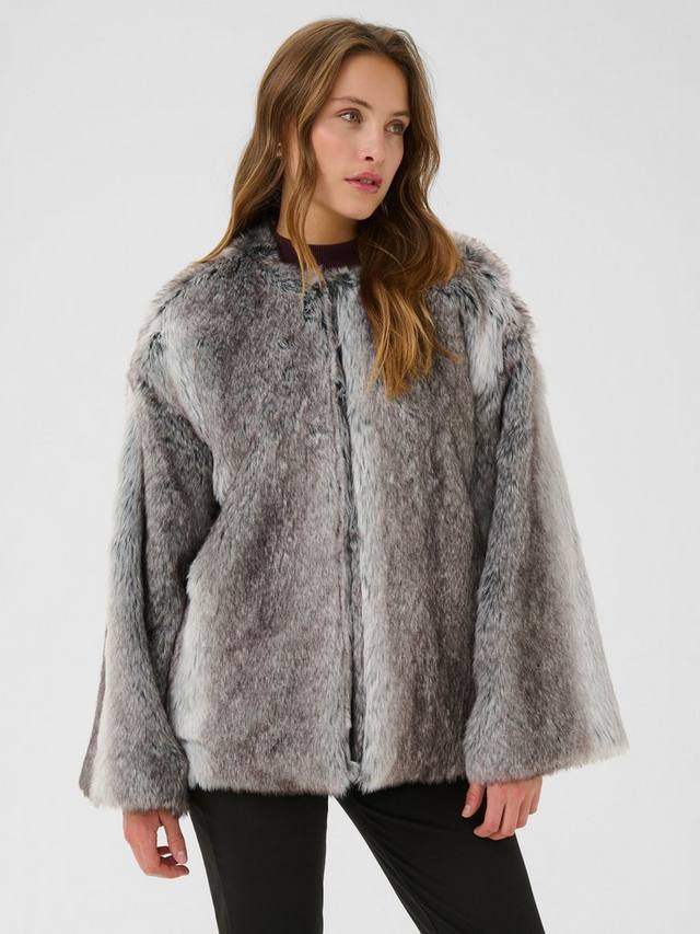 Куртка Solana из искусственного меха KAFFE, Mid Grey
Куртка Solana из искусственного меха KAFFE, Mid Grey