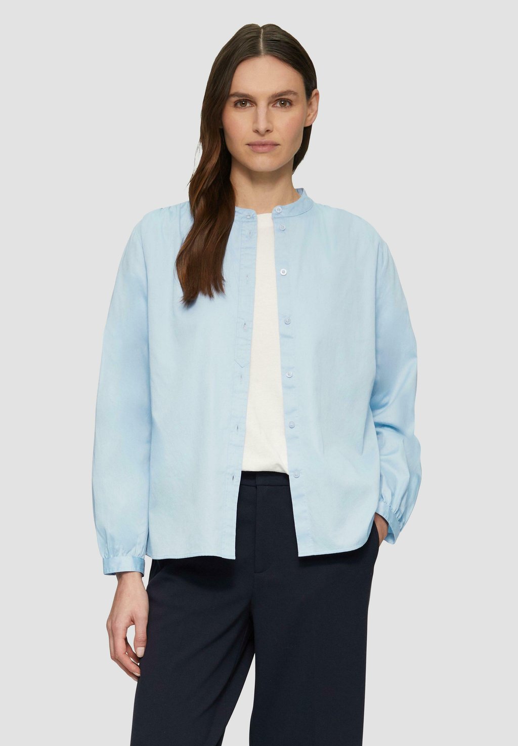 Блузка на пуговицах MIT RAFFUNGEN s.Oliver, светло-голубой
Блузка на пуговицах MIT RAFFUNGEN s.Oliver, светло-голубой
