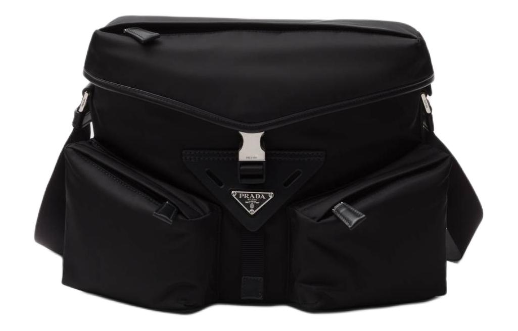 Переработанный нейлон с кожаной сумкой через плечо, мужская черная PRADA
Переработанный нейлон с кожаной сумкой через плечо, мужская черная PRADA
