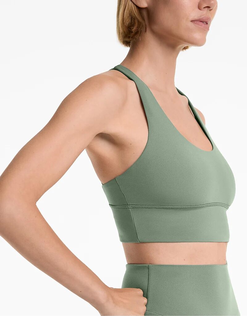 Спортивный бюстгальтер Comfortlux средней поддержки с чашками в стираном зеленом цвете
Спортивный бюстгальтер Comfortlux средней поддержки с чашками в стираном зеленом цвете