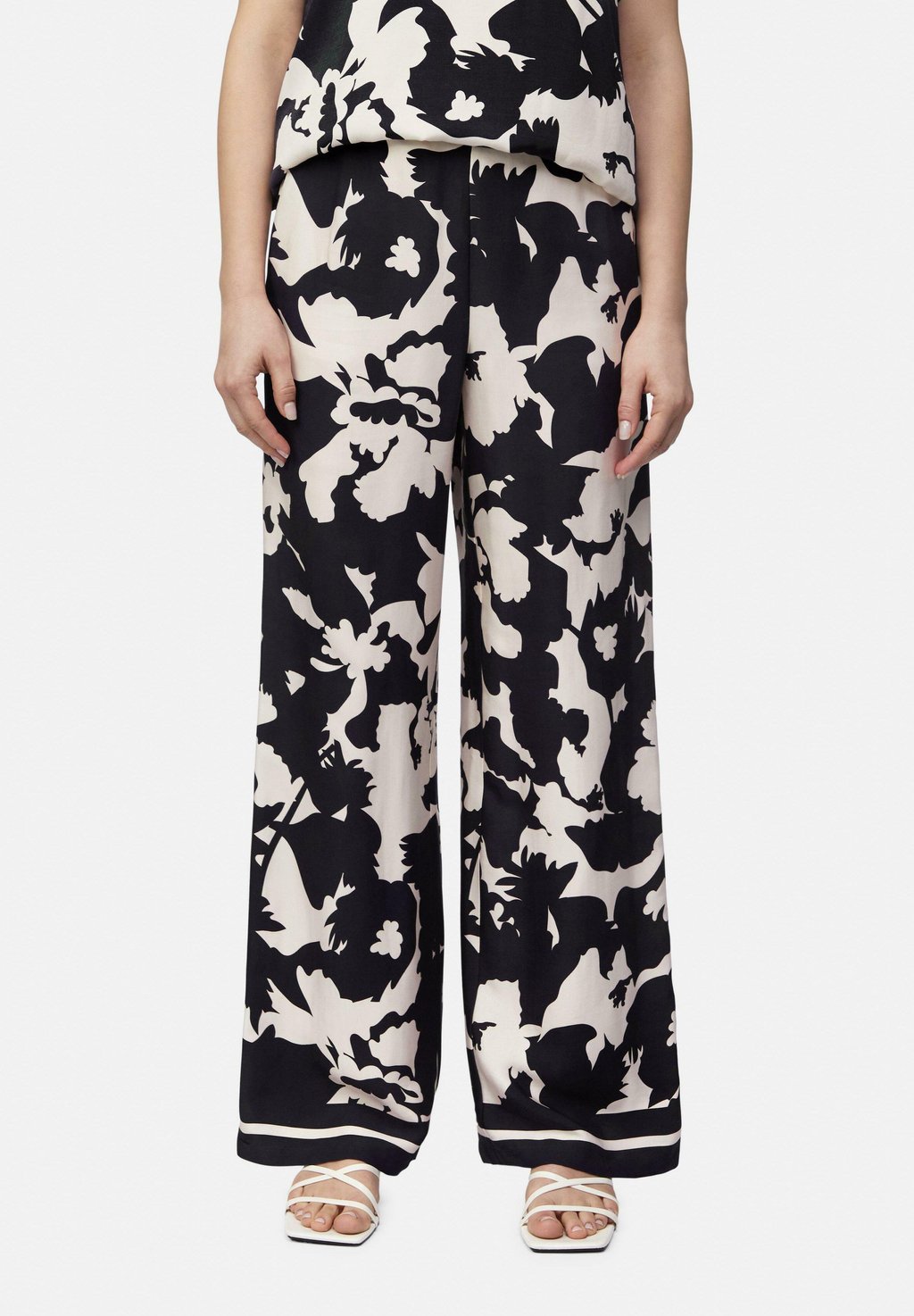 Брюки comma, темно-синий
Брюки comma, темно-синий