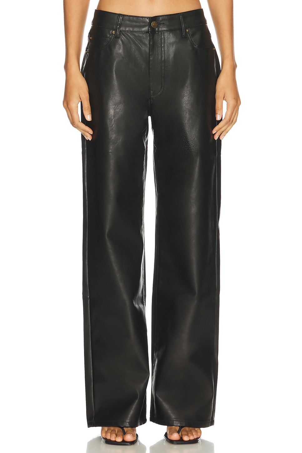 Джинсы топ-модели Lioness, цвет onyx
Джинсы топ-модели Lioness, цвет onyx