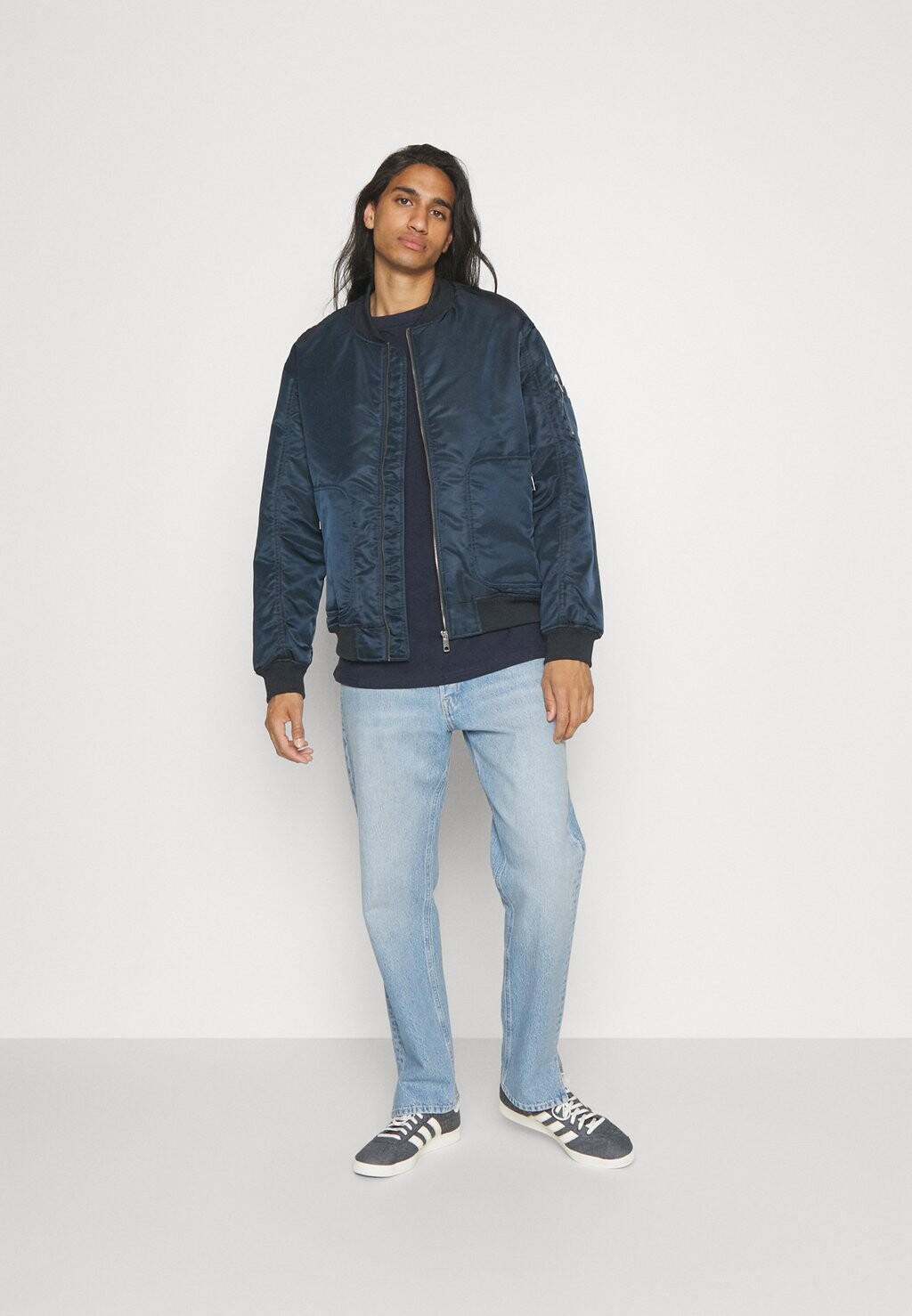 Базовая футболка – оливковая, бежевая, темно-синяя Unisex 3 Pack YOURTURN, оливковый
Базовая футболка – оливковая, бежевая, темно-синяя Unisex 3 Pack YOURTURN, оливковый