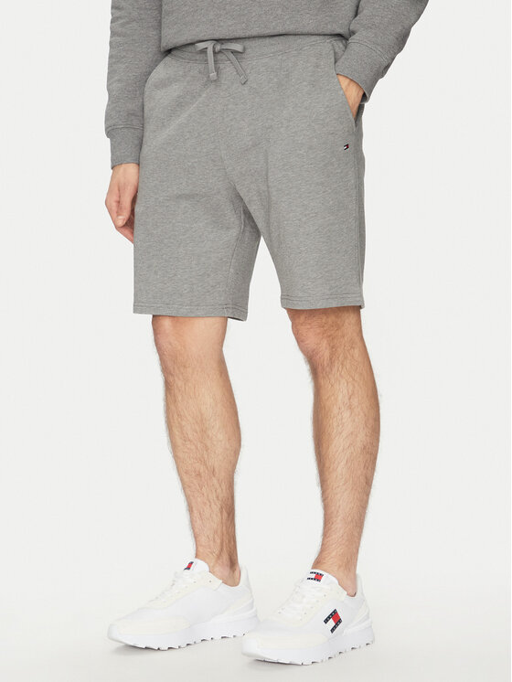 Спортивные шорты обычного кроя Essential MW0MW37240 Tommy Hilfiger, серый
Спортивные шорты обычного кроя Essential MW0MW37240 Tommy Hilfiger, серый