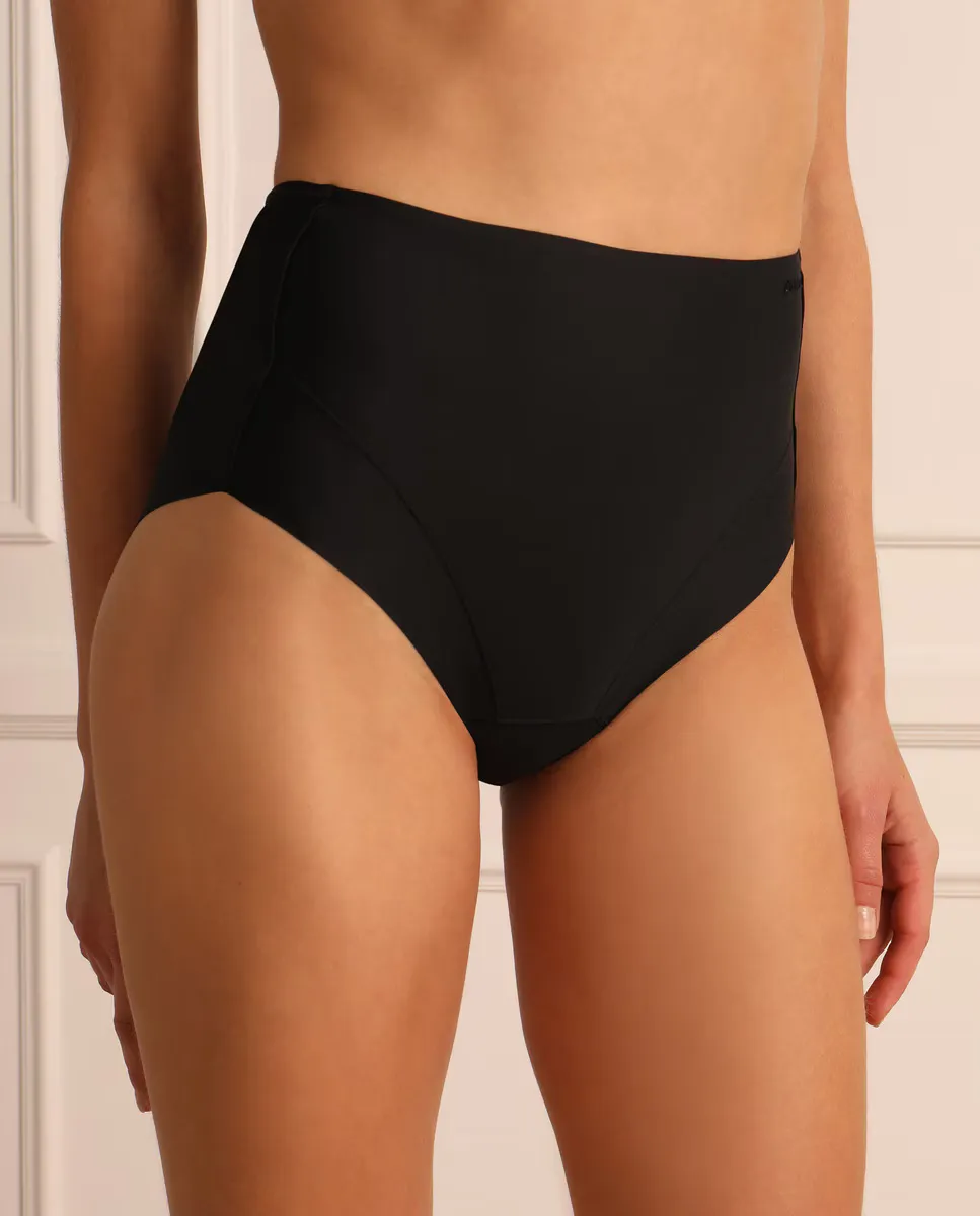 Трусики с идеальными изгибами Janira, черный 
Трусики с идеальными изгибами Janira, черный