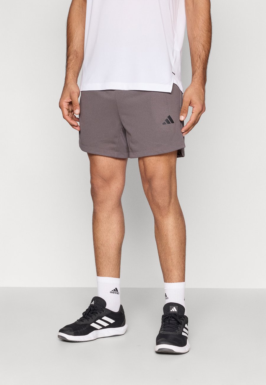 Спортивные шорты Adidas Performance SHORT, Charcoal/Mottled Dark Grey
Спортивные шорты Adidas Performance SHORT, Charcoal/Mottled Dark Grey