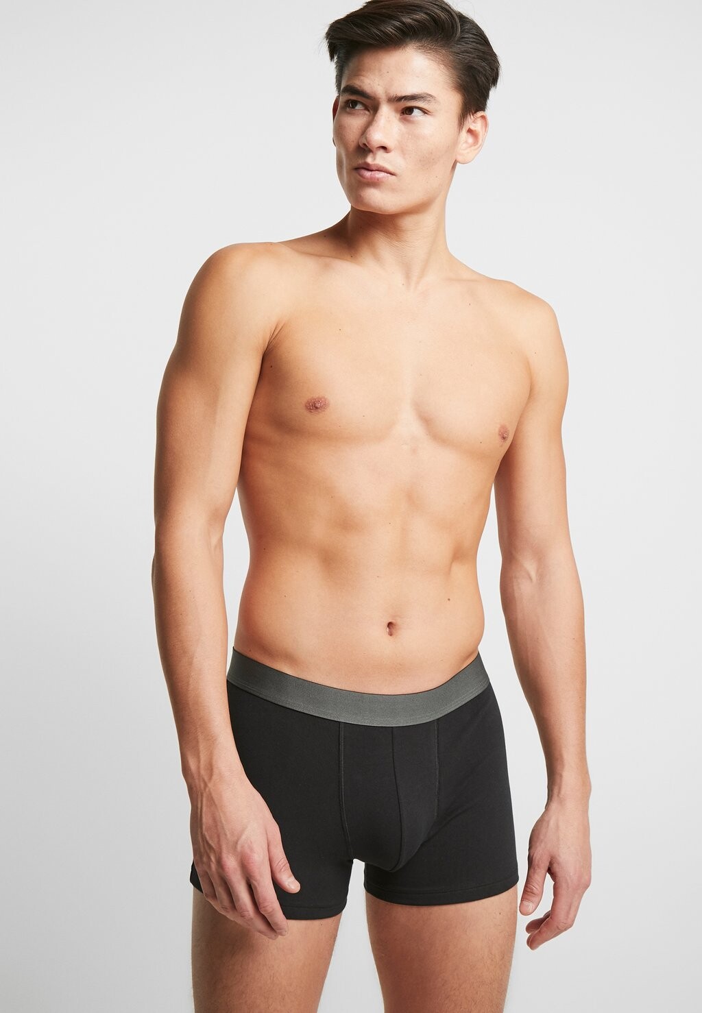 Трусики 7 PACK Pier One, цвет black
Трусики 7 PACK Pier One, цвет black