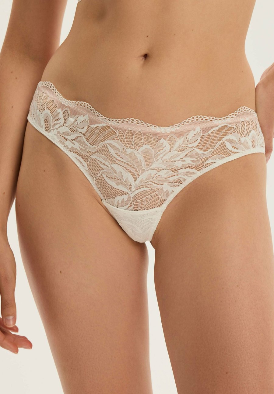 Трусы ESOTIQ KAVI, White/Off-White
Трусы ESOTIQ KAVI, White/Off-White