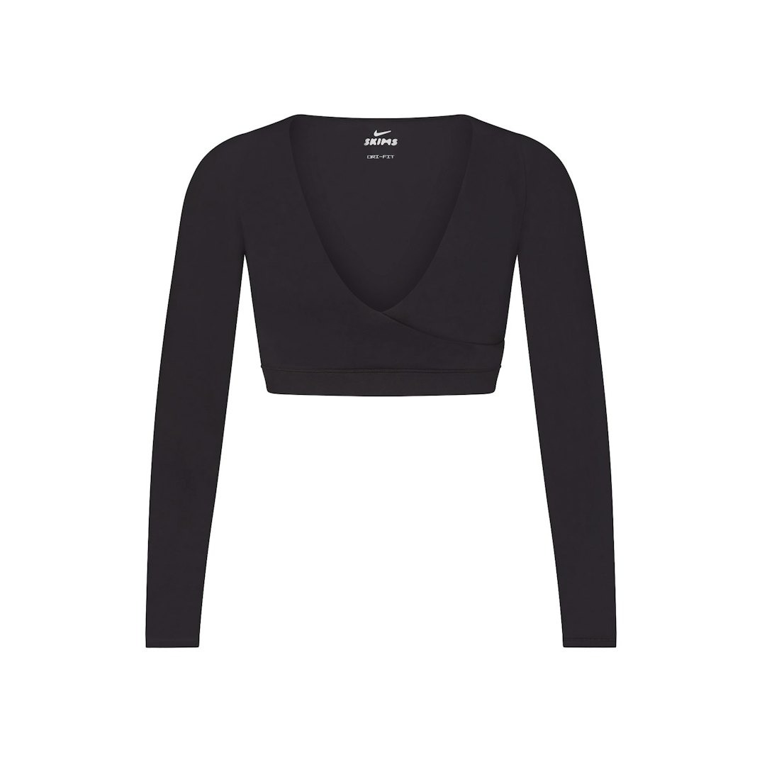 Топ Nike x SKIMS Matte Wrap Long Sleeve Cropped, черный
Топ Nike x SKIMS Matte Wrap Long Sleeve Cropped, черный