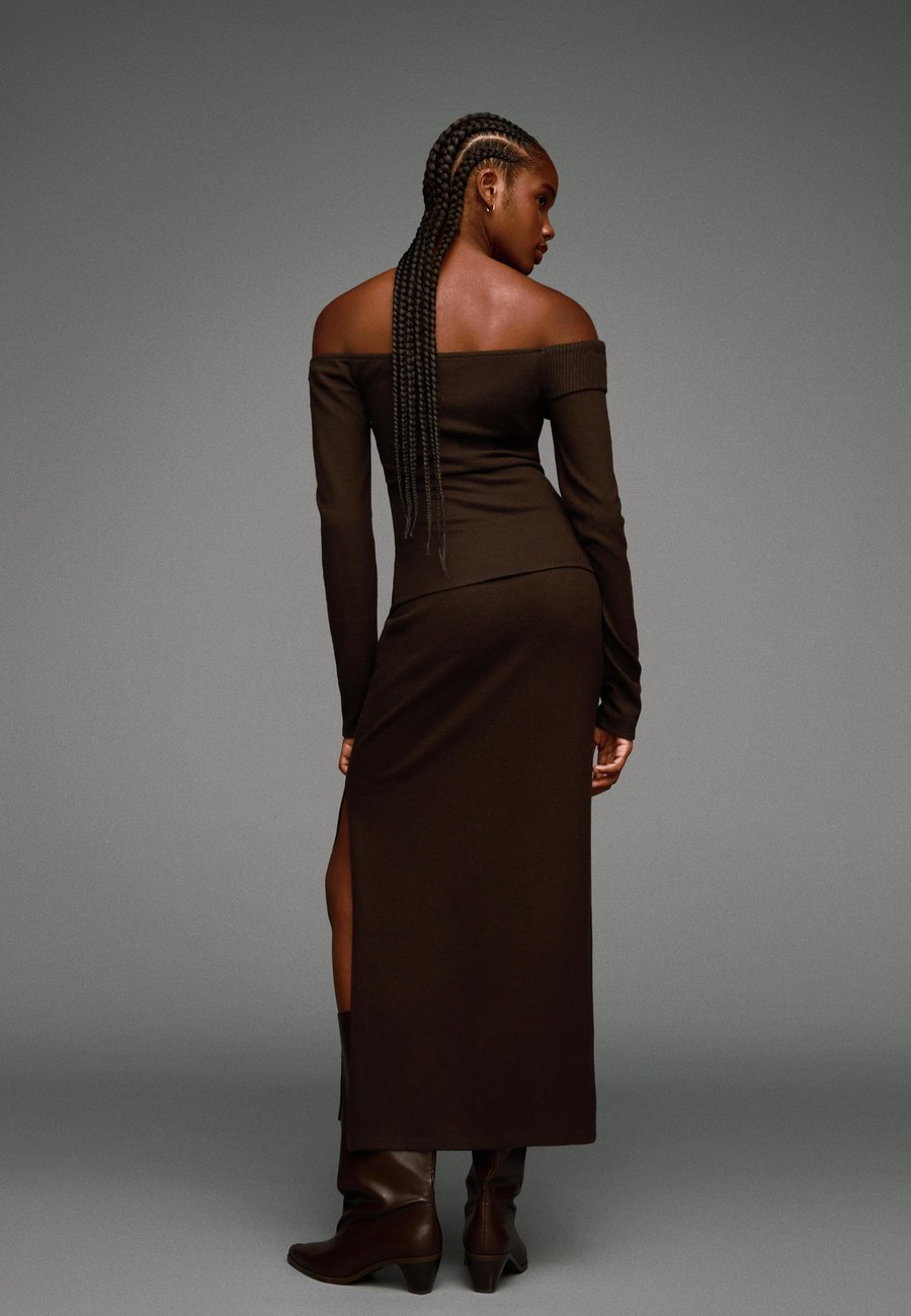 Юбка Bershka Pencil skirt, Dark Brown
Юбка Bershka Pencil skirt, Dark Brown