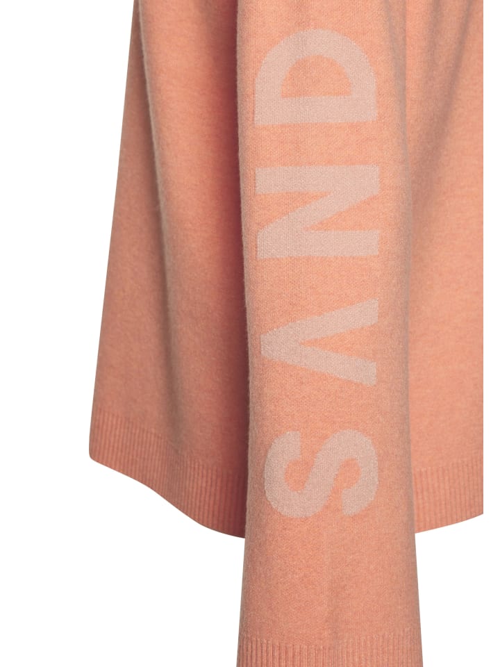 водолазка абрикосового цвета ELBSAND
водолазка абрикосового цвета ELBSAND