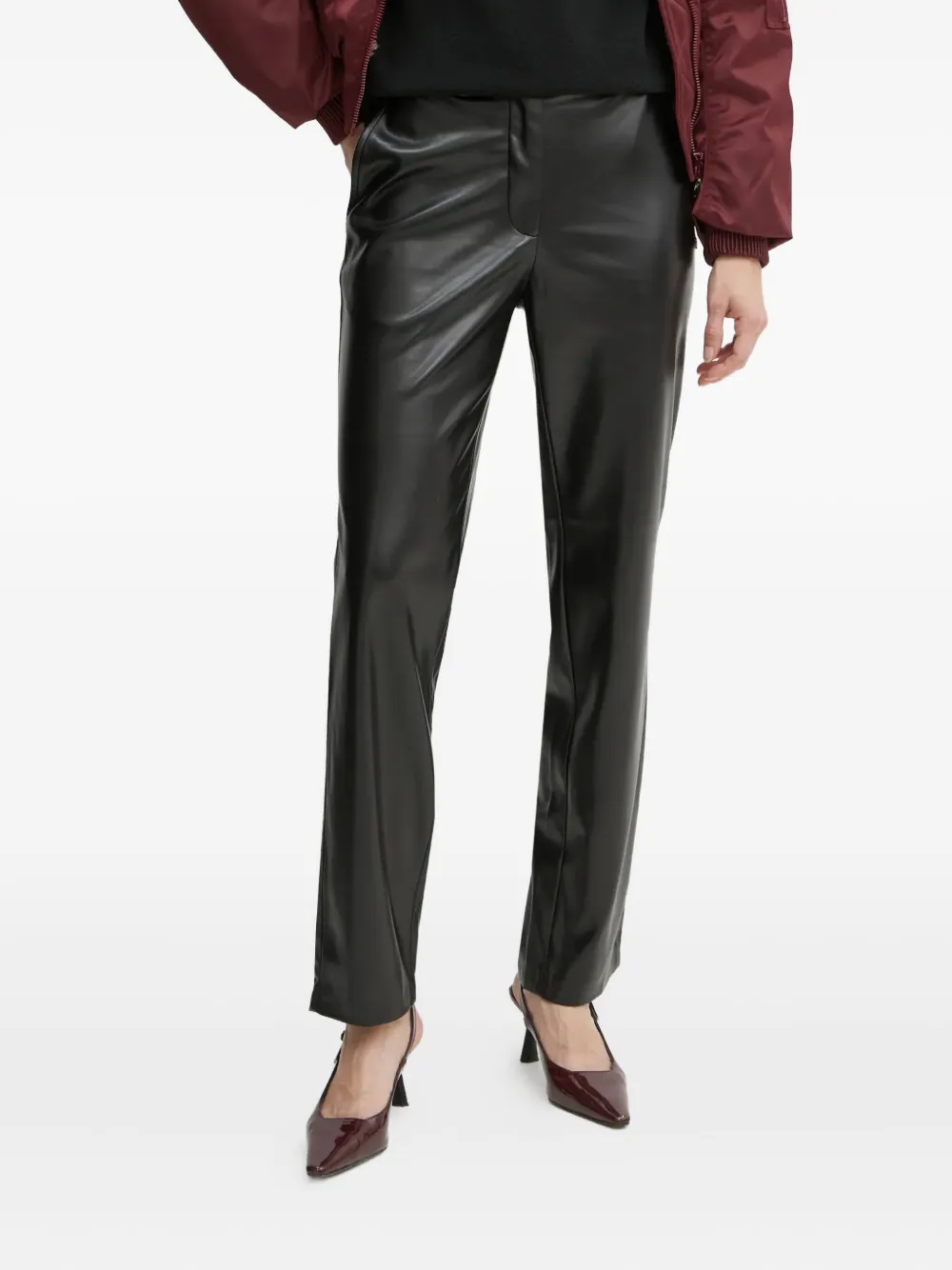 Прямые брюки GUESS USA, черный
Прямые брюки GUESS USA, черный