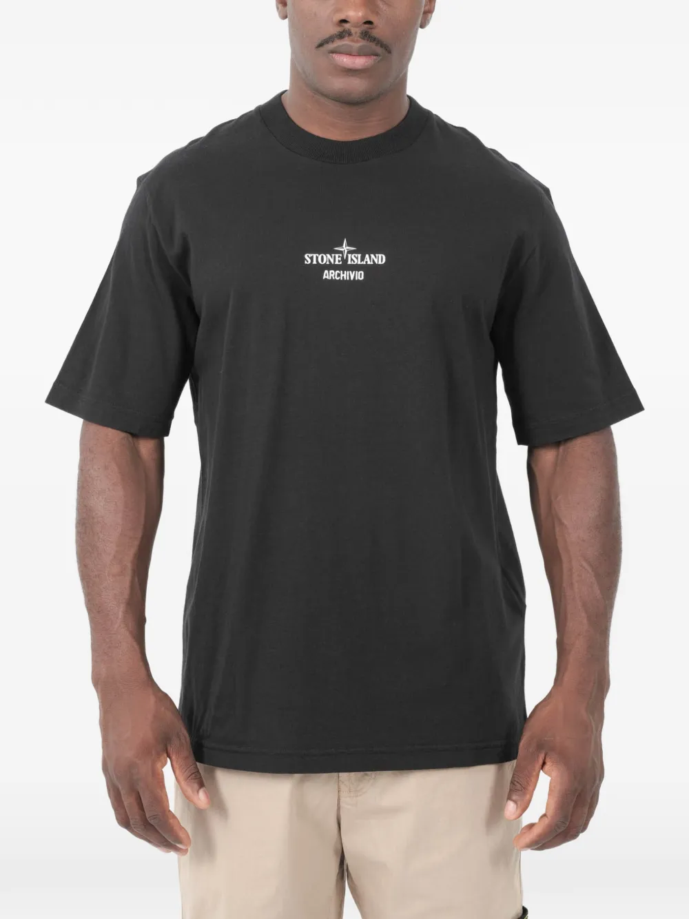 Футболка с логотипом Stone Island, черный
Футболка с логотипом Stone Island, черный