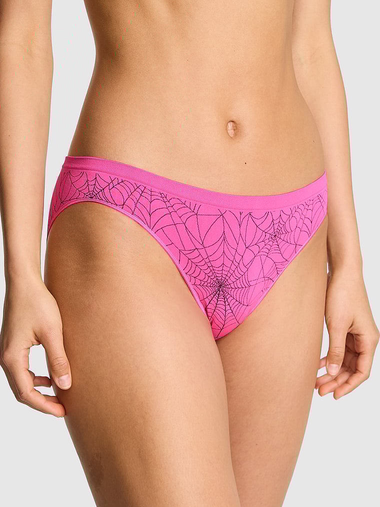 Бесшовные трусики-бикини Pink, smooth radiant rose spiderweb print
Бесшовные трусики-бикини Pink, smooth radiant rose spiderweb print