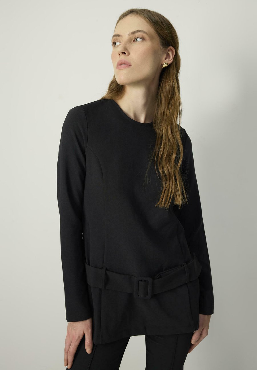 Блуза Touché Privé BELTED, Black/Black
Блуза Touché Privé BELTED, Black/Black