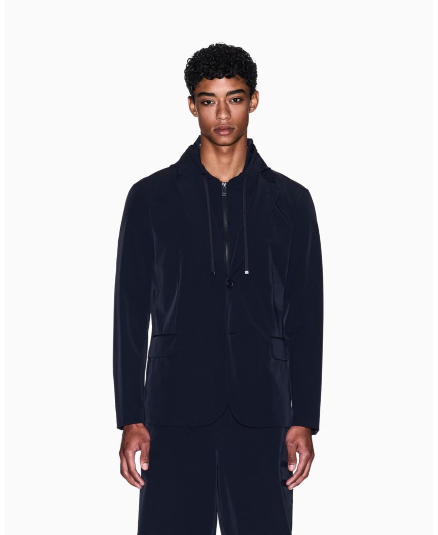 Мужской пиджак из эластичного нейлона A|X Armani Exchange, Deep Navy
Мужской пиджак из эластичного нейлона A|X Armani Exchange, Deep Navy