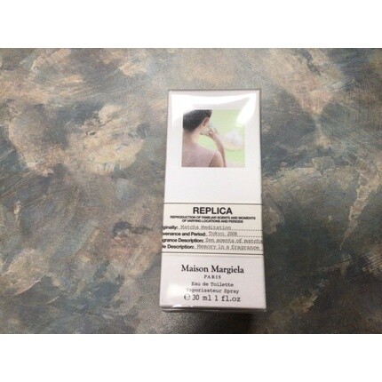 Мужская туалетная вода Maison Margiela Replica Eau De Toilette 30ml
Мужская туалетная вода Maison Margiela Replica Eau De Toilette 30ml