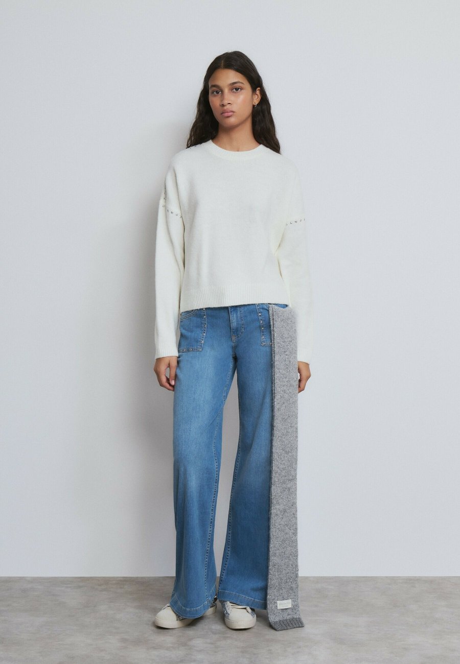 Джемпер Brownie Jumper, Crudo/White
Джемпер Brownie Jumper, Crudo/White