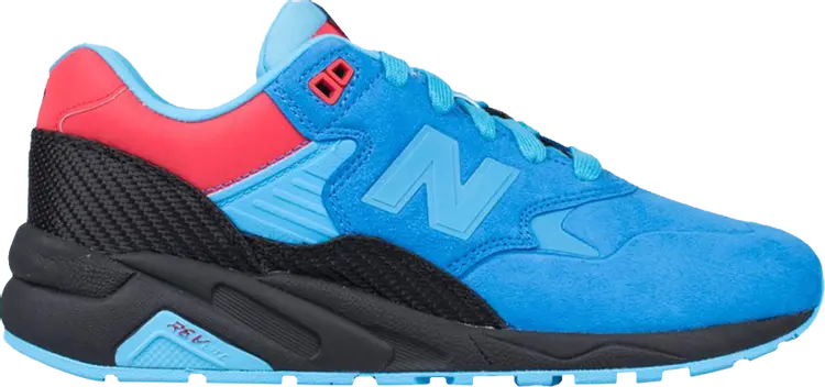 Кроссовки New Balance Shoe Gallery x 580 REVlite 'Tour De Miami', синий
Кроссовки New Balance Shoe Gallery x 580 REVlite 'Tour De Miami', синий