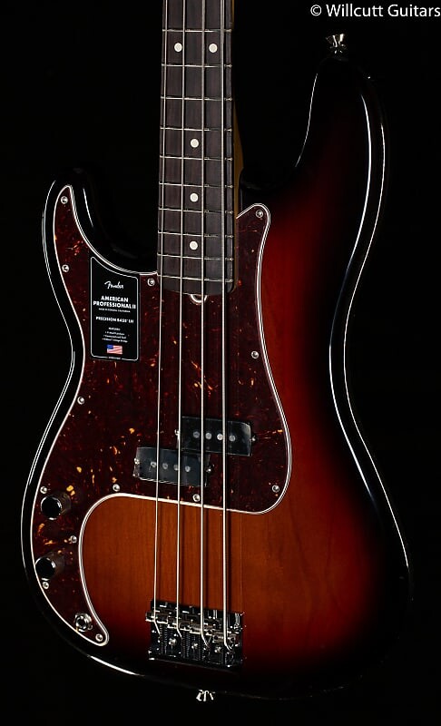 Бас-гитара Fender American Professional II Precision Bass 3-Color Sunburst для левой руки — US210010529-8.84 lbs
Бас-гитара Fender American Professional II Precision Bass 3-Color Sunburst для левой руки — US210010529-8.84 lbs