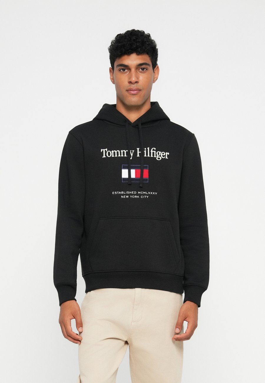Толстовка Tommy Hilfiger EMBRO FLAG, Black
Толстовка Tommy Hilfiger EMBRO FLAG, Black