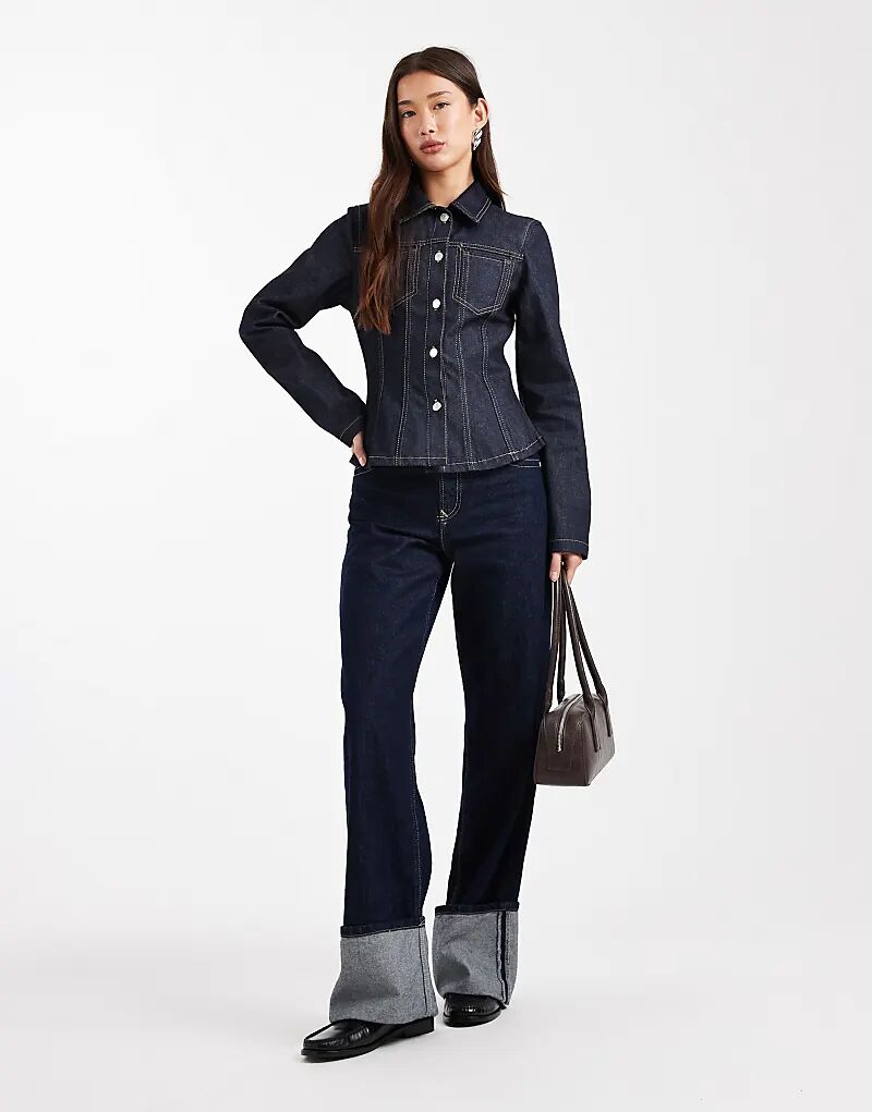Джинсовая куртка ASOS DESIGN с воротником, швом и карманами чернильного цвета
Джинсовая куртка ASOS DESIGN с воротником, швом и карманами чернильного цвета